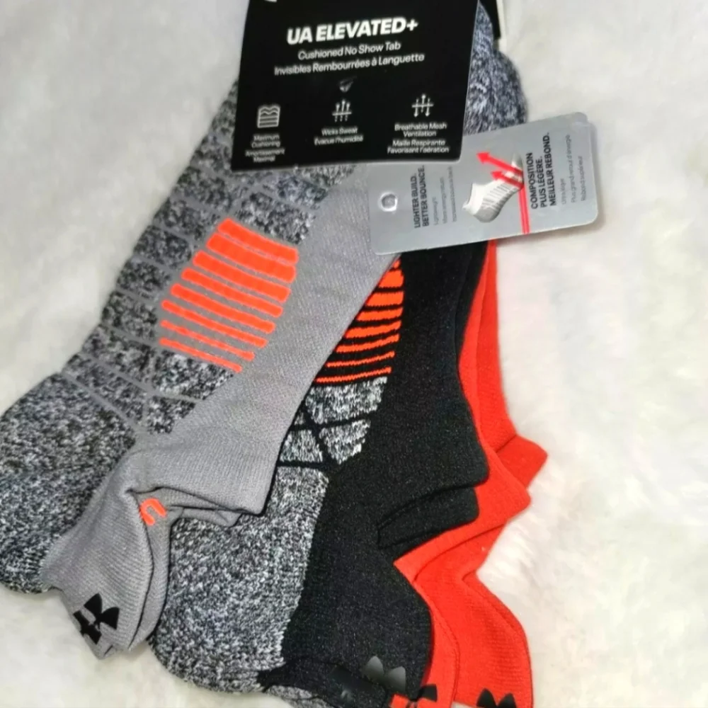 (Sold)3 PAIRS UNDER ARMOUR UA ELEVATED+ MENS NO SHOW TAB SOCKS